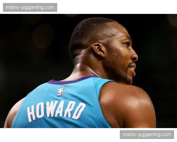 史密斯篮板保护场均7.9板后卫中篮板能力突出